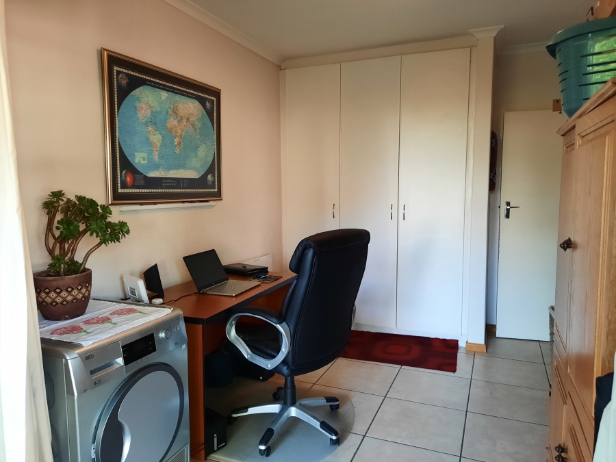 3 Bedroom Property for Sale in Sonstraal Heights Western Cape